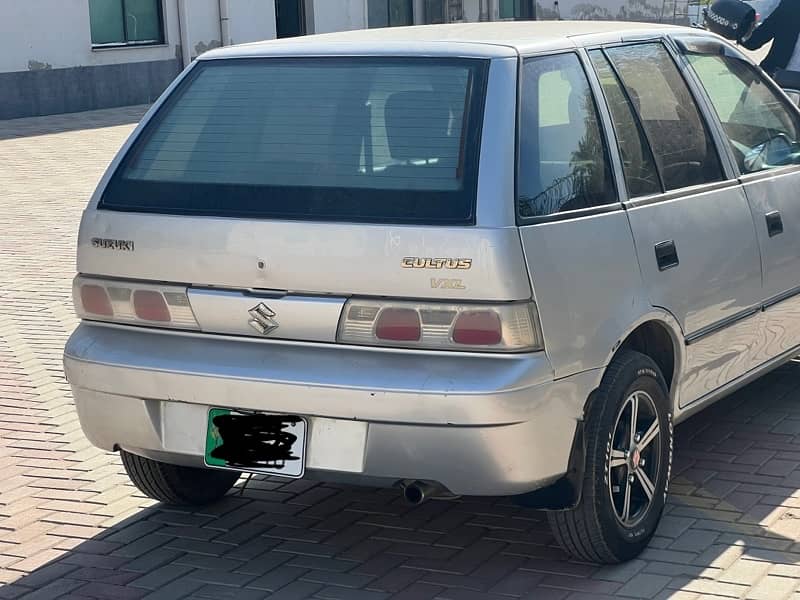 Suzuki Cultus VXL 2005 1