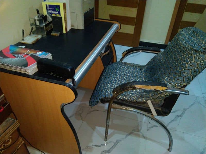 study table with free chair 0