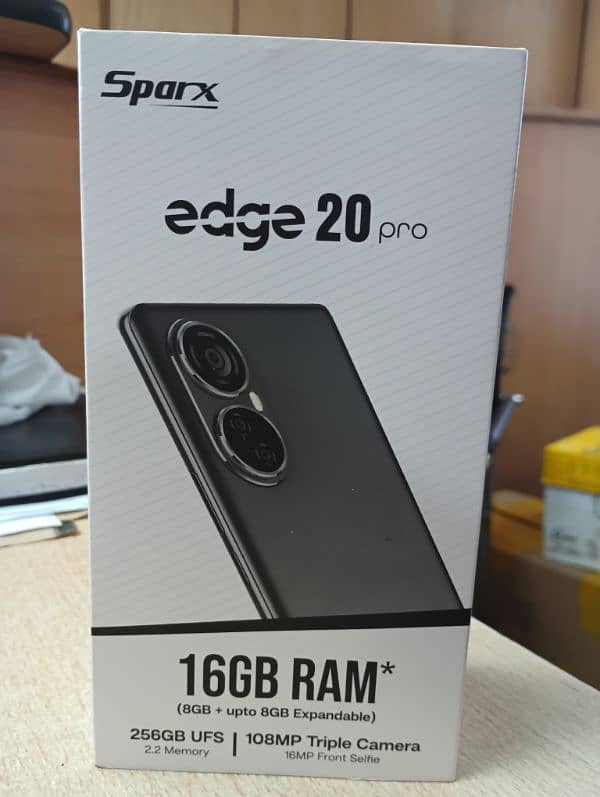 Sparx Edge 20 pro Amoled Curved 0