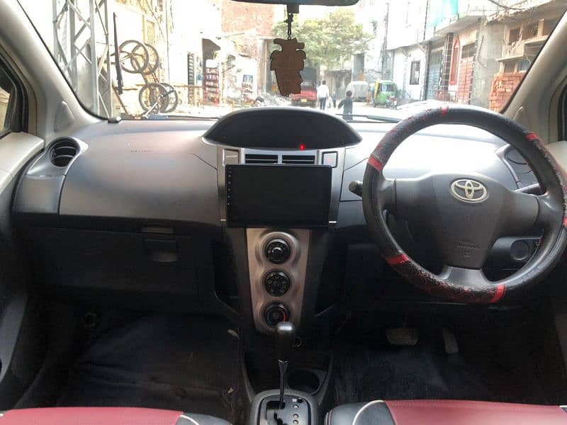 Toyota Vitz 2014 12