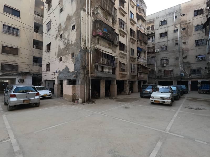 Prime Location 1050 Square Feet Flat In Beautiful Location Of North Nazimabad - Block K In Karachi 16