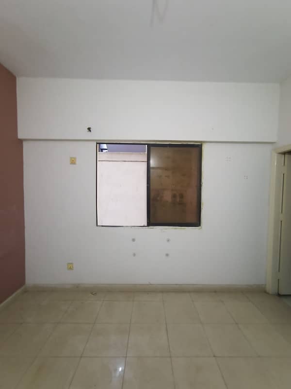 2 Bed Lounge Flat Available For Sale 2