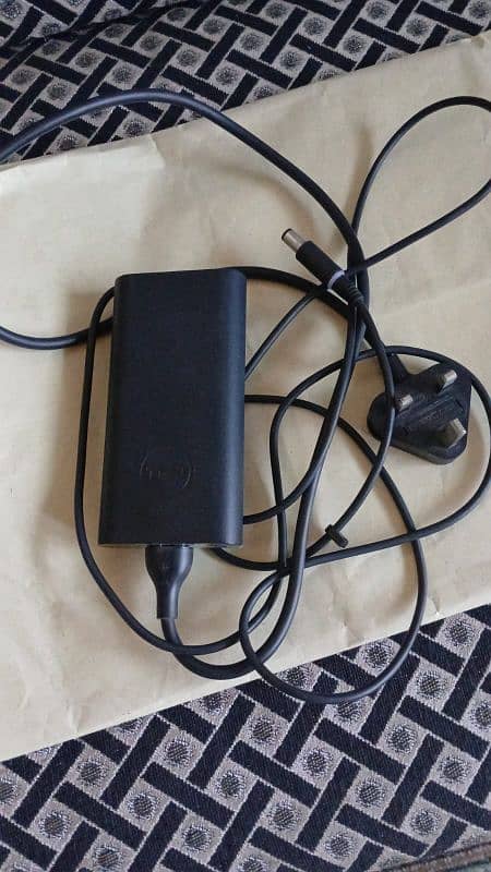 Original Genuine Dell Laptop Charger with LED indicator 0