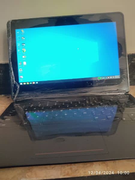 Lenovo Chromebook 11e with touch screen 360 rotation 1