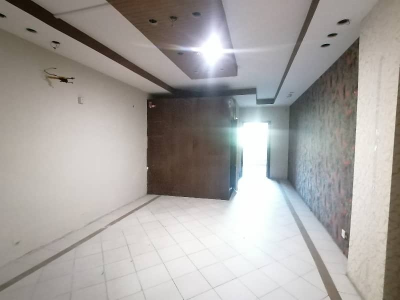 Centrally Located Office In Gulberg 3 Is Available For rent 3