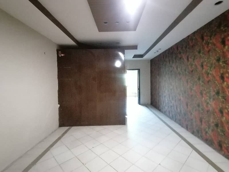 Centrally Located Office In Gulberg 3 Is Available For rent 7