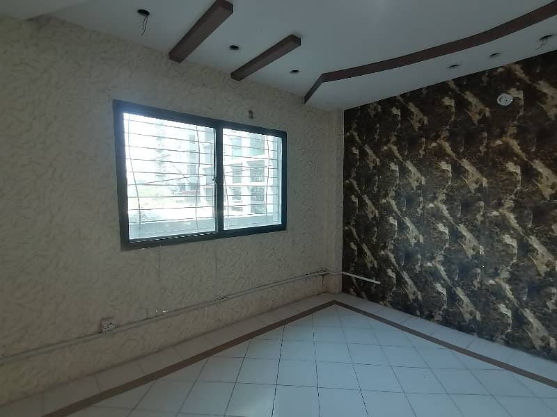 Centrally Located Office In Gulberg 3 Is Available For rent 15