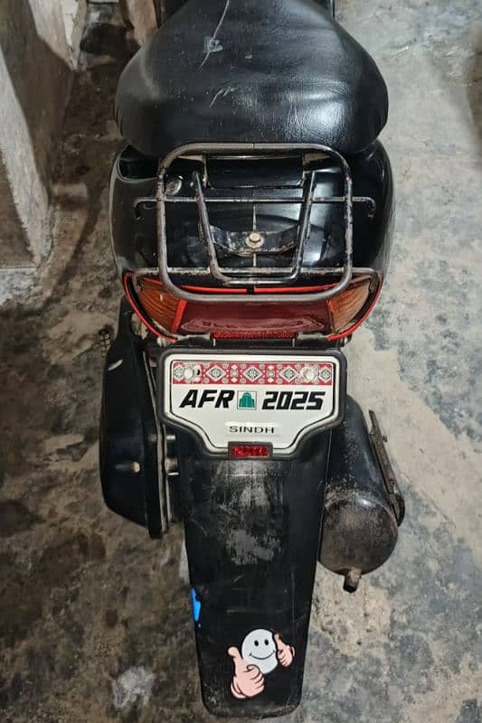 Honda Dio 49cc Petrol Scooty | Fully Automatic Girls Scooter 1