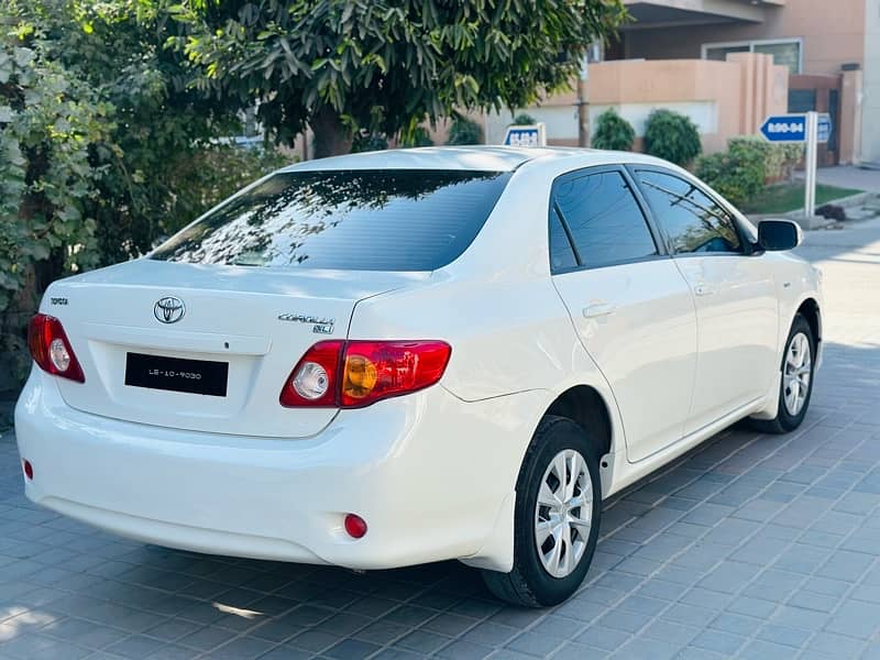 Toyota Corolla XLI 2010 3