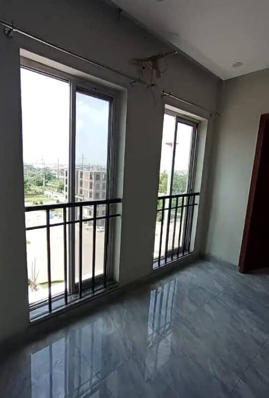 5 Marla Flat Apartment For Rent 2 Bedroom In Valancia Town 0