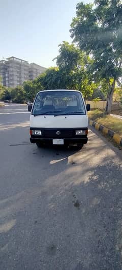 Nissan hiace