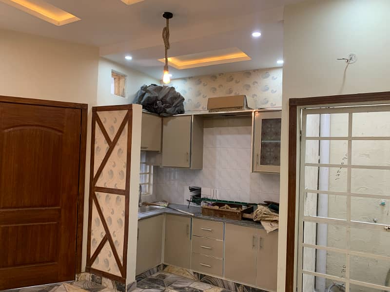 3 Marla Lower Portion On Rent In Nawab Town 8