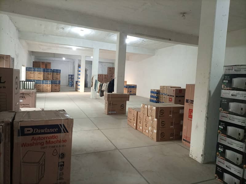 Warehouse For Rent Cargo Lift Near To Wadat Road, Ferzopura Road 7