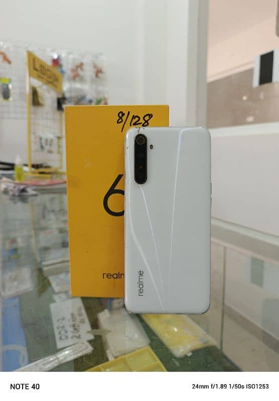 REALME 6 SELL AND EXCHANGE POSSIBLE 1