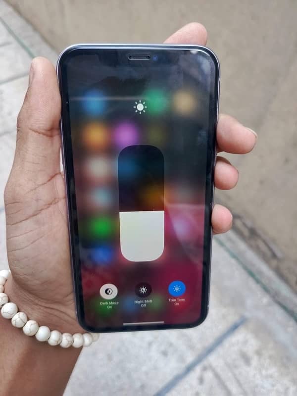 IPhone 11 Sim glitch 5