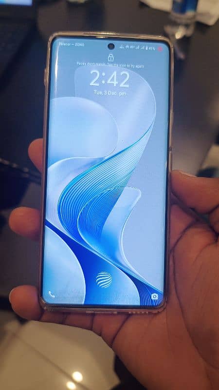 Vivo V40 5 G just Box open 1