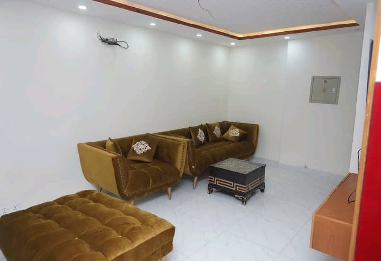 A Flat Of 260 Square Feet In Lahore 4