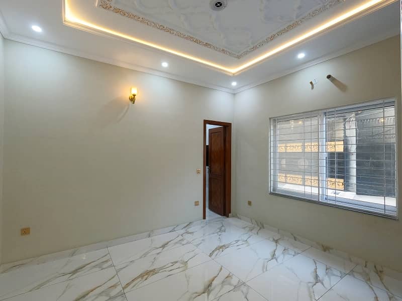 Brand New 6 Marla House Available In Marghzar Officers Colony For sale 11