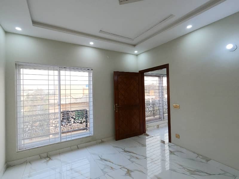 Brand New 6 Marla House Available In Marghzar Officers Colony For sale 19