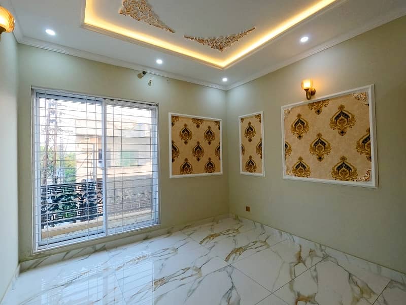 Brand New 6 Marla House Available In Marghzar Officers Colony For sale 26