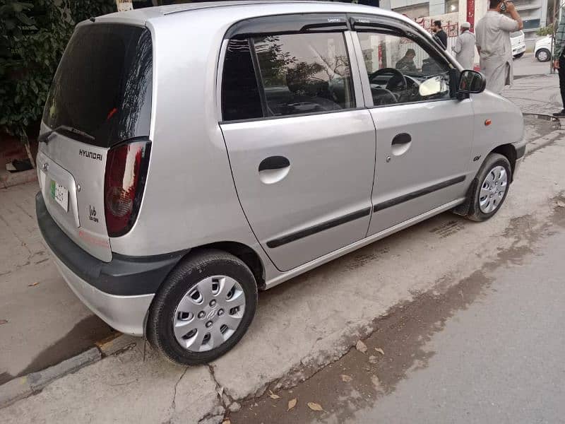 Hyundai Santro 2009 Whatsapp number 03027035071 7