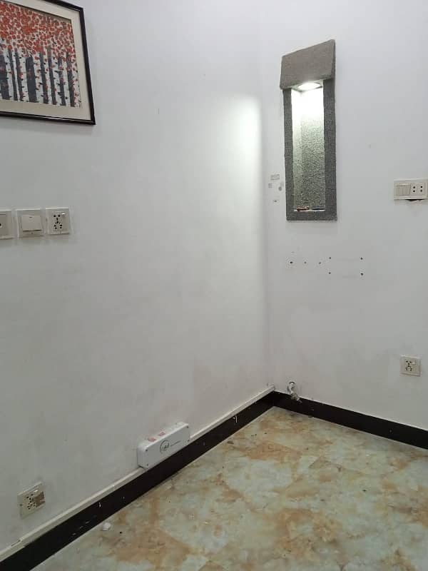 Upper Portion For Rent 3