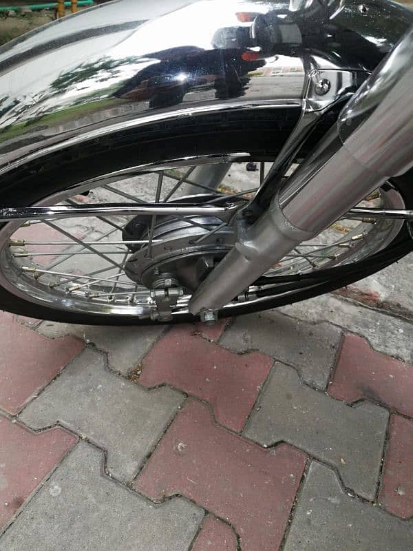 MashaAllah bike New condition me h 10by 10 3