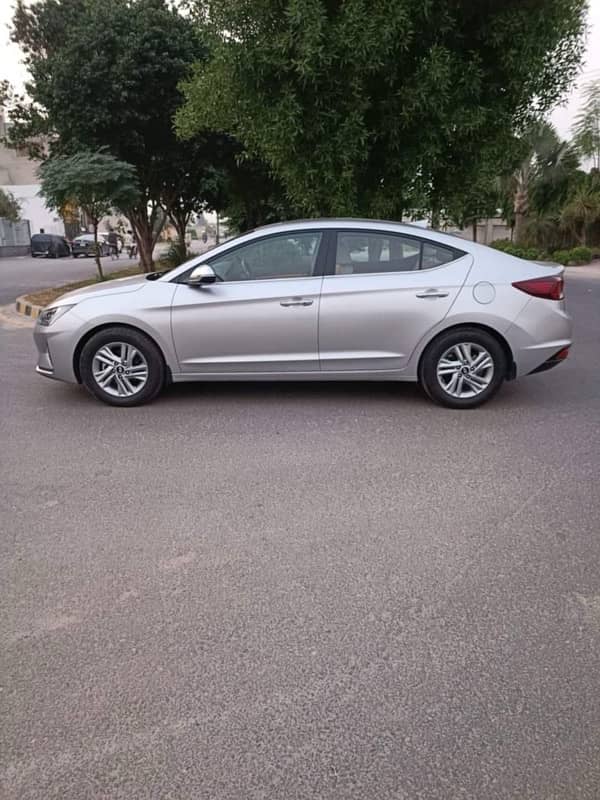 Hyundai Elantra GLS 2.0 2021 3