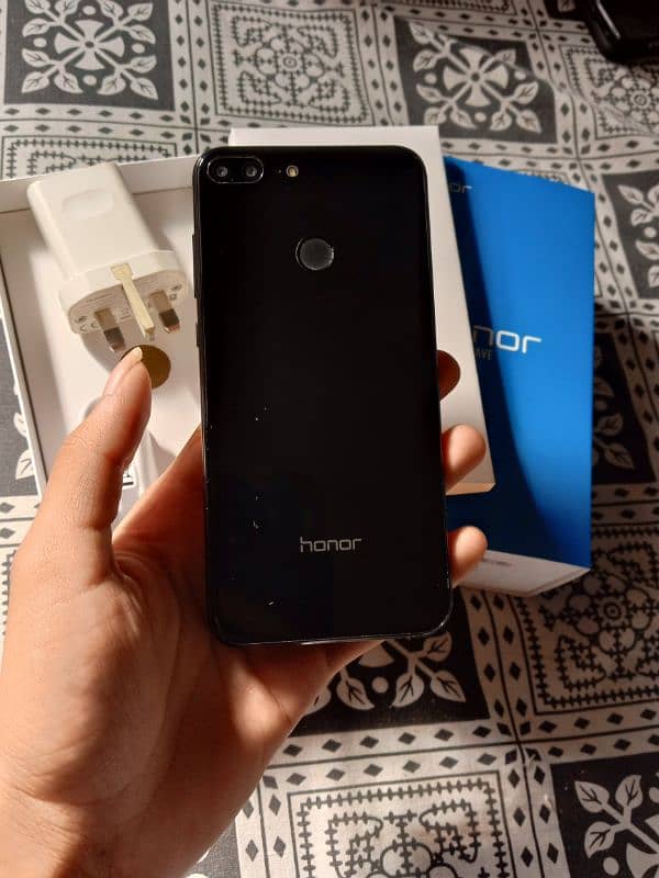 honor 9lite 6gb128gb for sale 03394937603 4