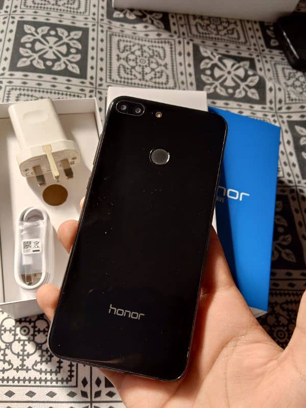 honor 9lite 6gb128gb for sale 03394937603 10