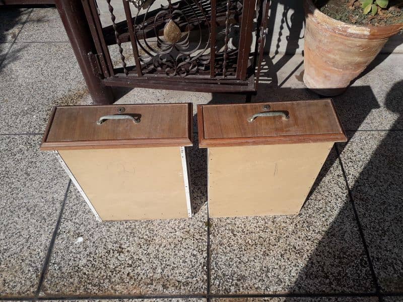 Set of 2 Drawers Same Size (Used) For Sale 1