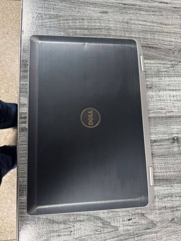 Dell latitude E6430 0