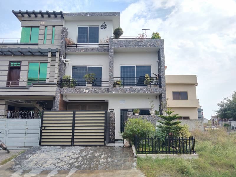 4 Marla Luxury Designer House Available For Sale In D-12 2