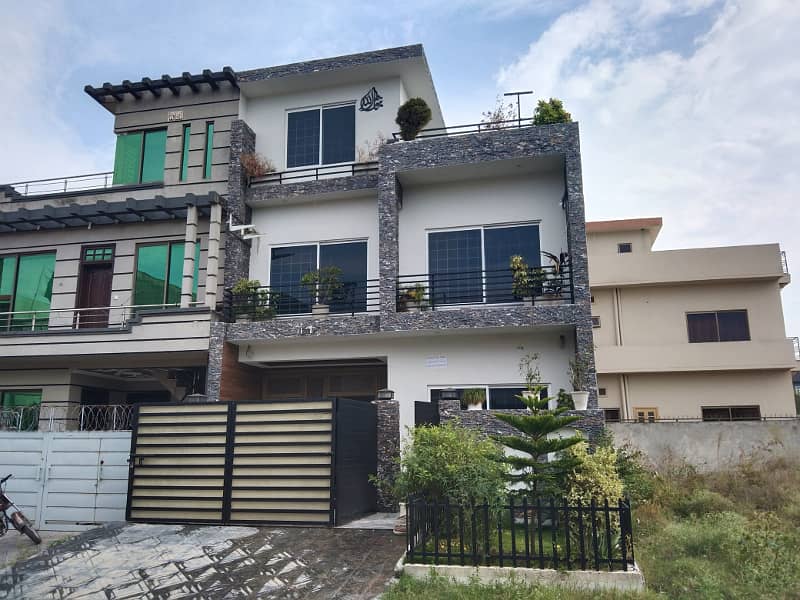 4 Marla Luxury Designer House Available For Sale In D-12 5