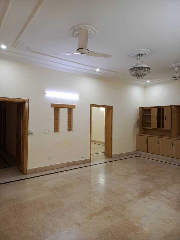 30*60 Ground floor for rent in G-13 1