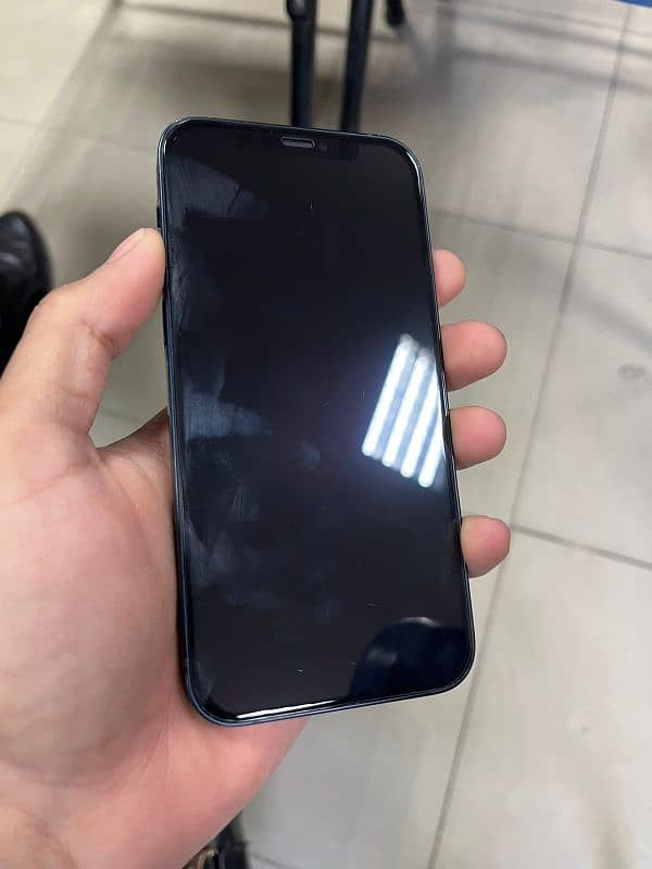 IPhone 12(JV 64GB) LLA Model 3