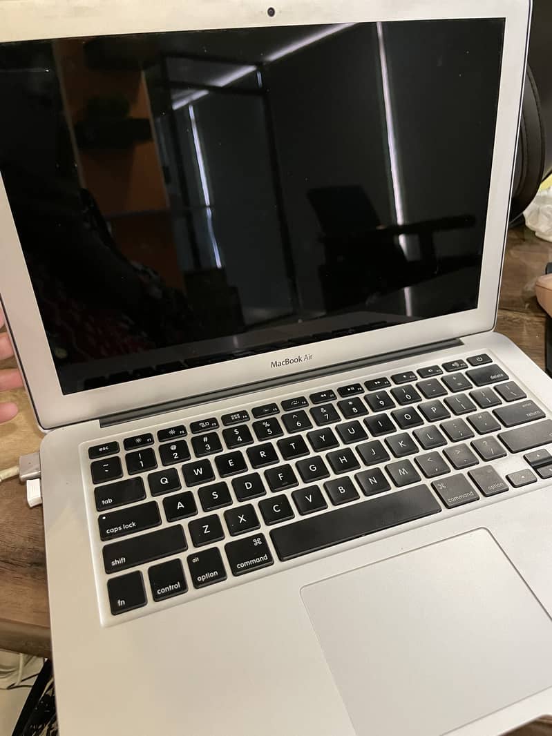 MacBook Air 2012 4 Gb, 128 Gb 2