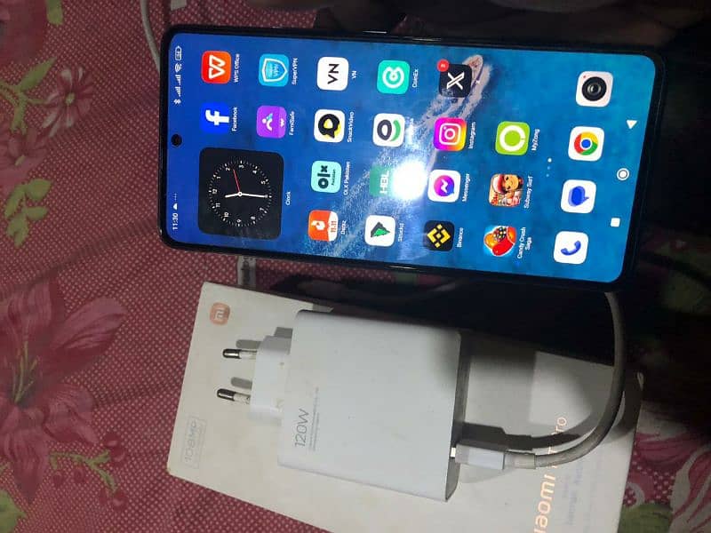 Xiaomi 11t pro 12GB ram 256 GB room 0