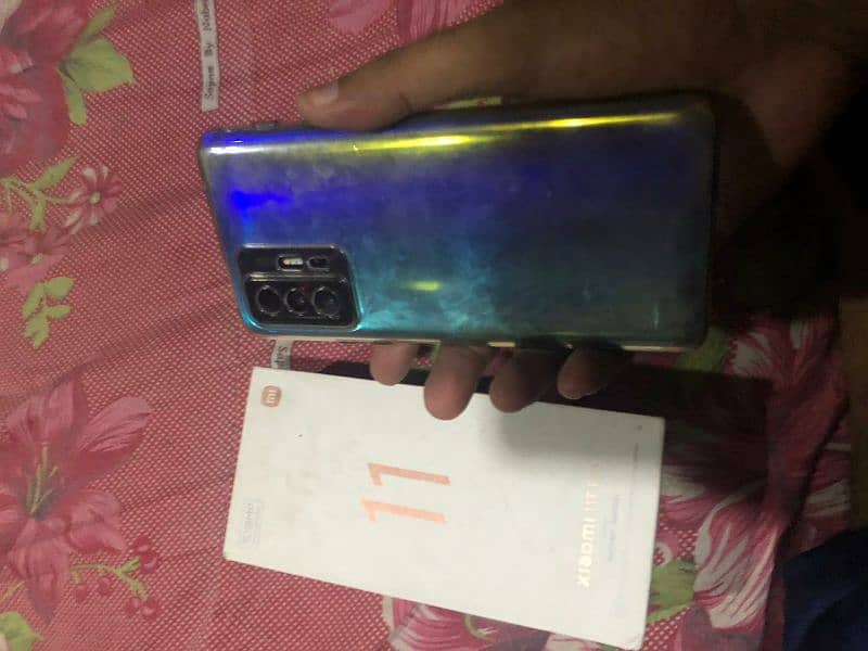 Xiaomi 11t pro 12GB ram 256 GB room 4