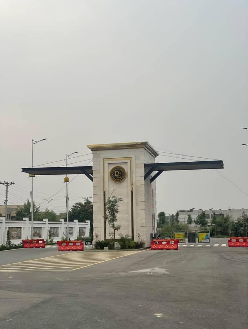 A Luxury Gated Plot Community With Reasonable Price Range On Main Canal Road 0