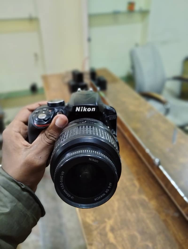 Nikon D3300 with kit lens 6