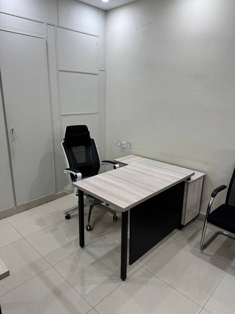 Executive Chairs /Office Chairs /Visitor Chairs/Computer Chair/chair 6