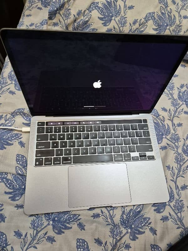 MacBook Pro 13 inch M2 16/512 2