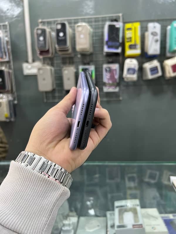 i phone 11 non pta (jv) | iphone 11 64 gb | 10 by 10 stock 4