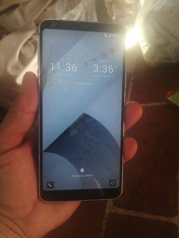 LG G6 plus 4/64 PTA Aproved 0