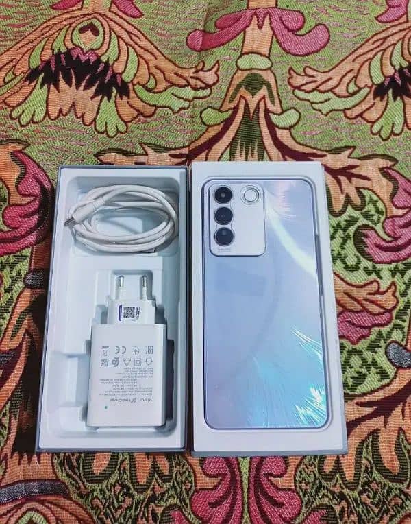 Vivo V27E 8/256 Full Box 10/10 Total Genuine Set 0