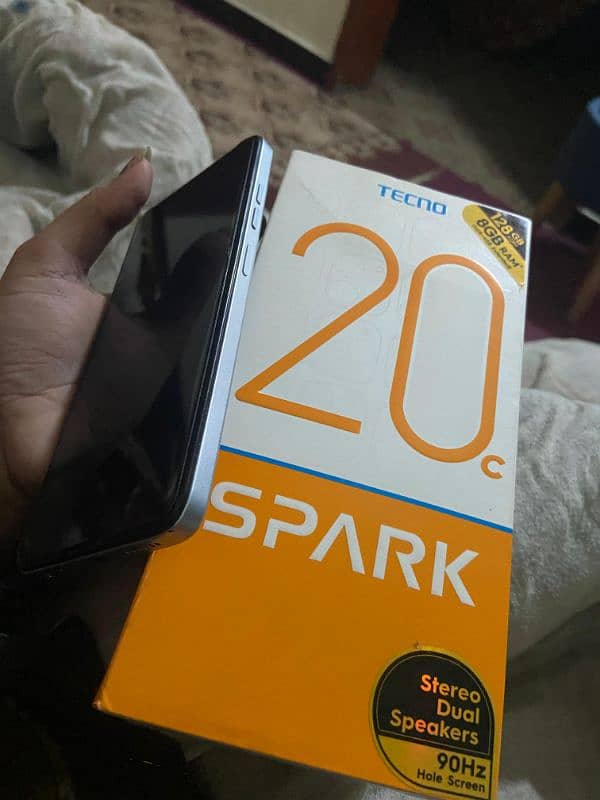 tecno spark 20c 8