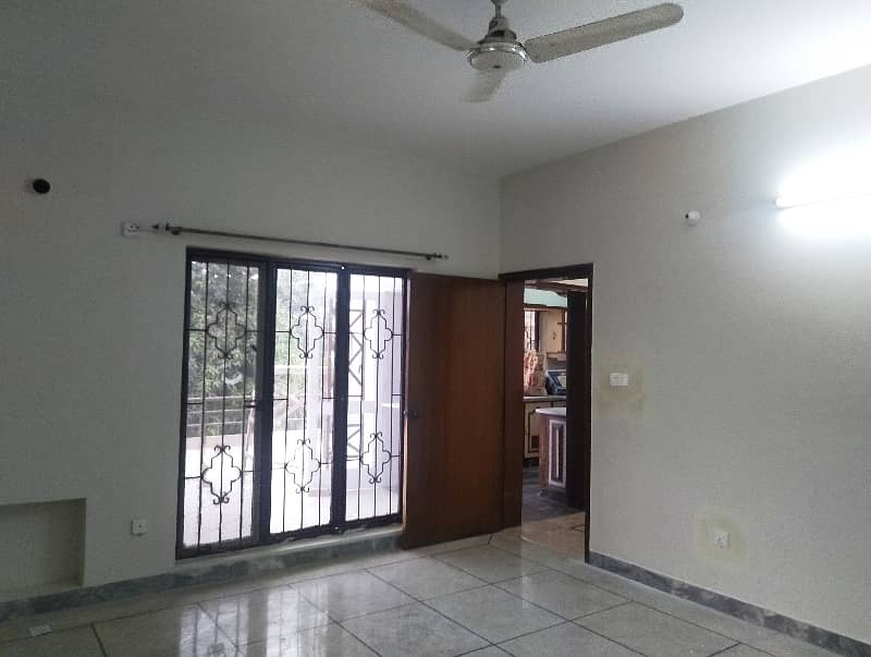 01 Kanal Lower Portion Lock Beautiful Upper Portion Available For Rent in DHA Phase 2 Block S, Lahore Cantt 0