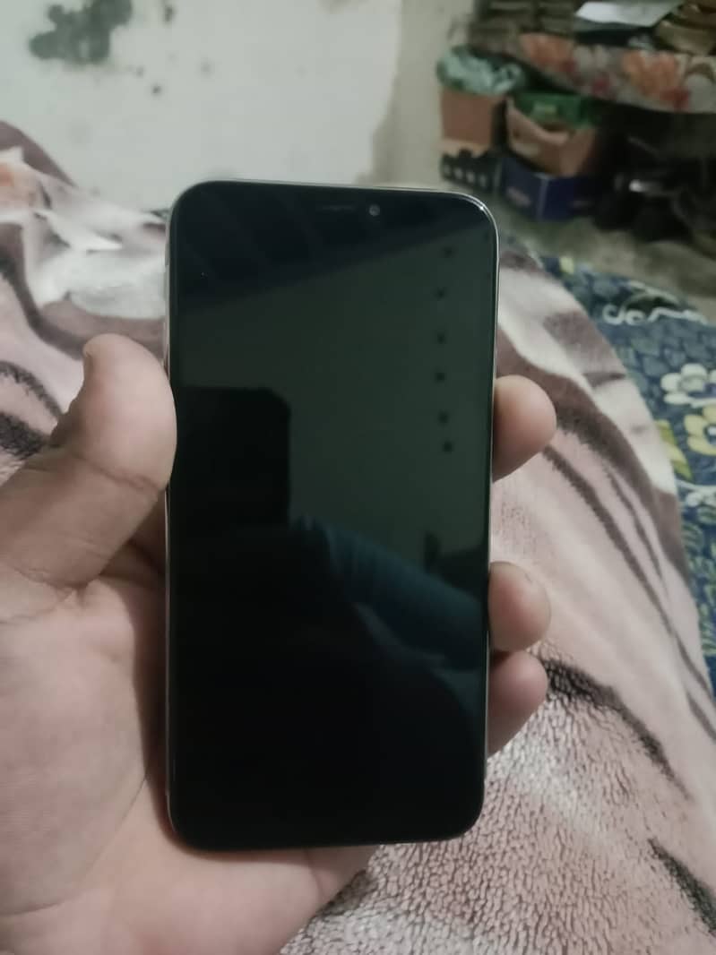 Iphone X PTA 29k only with Original Box 1