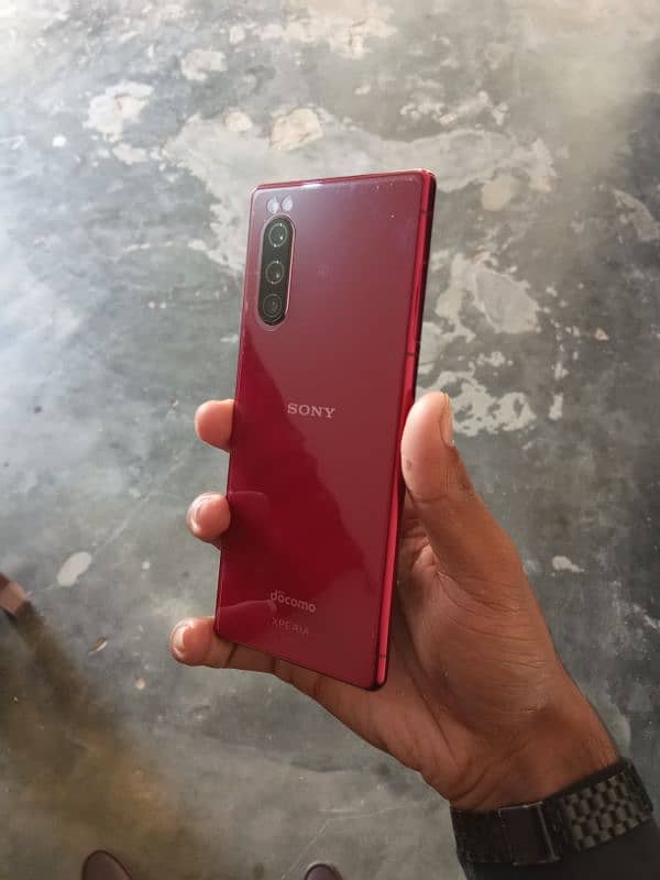 Sony Xperia 5 mark PTA he 10by10 all ok water pro 5